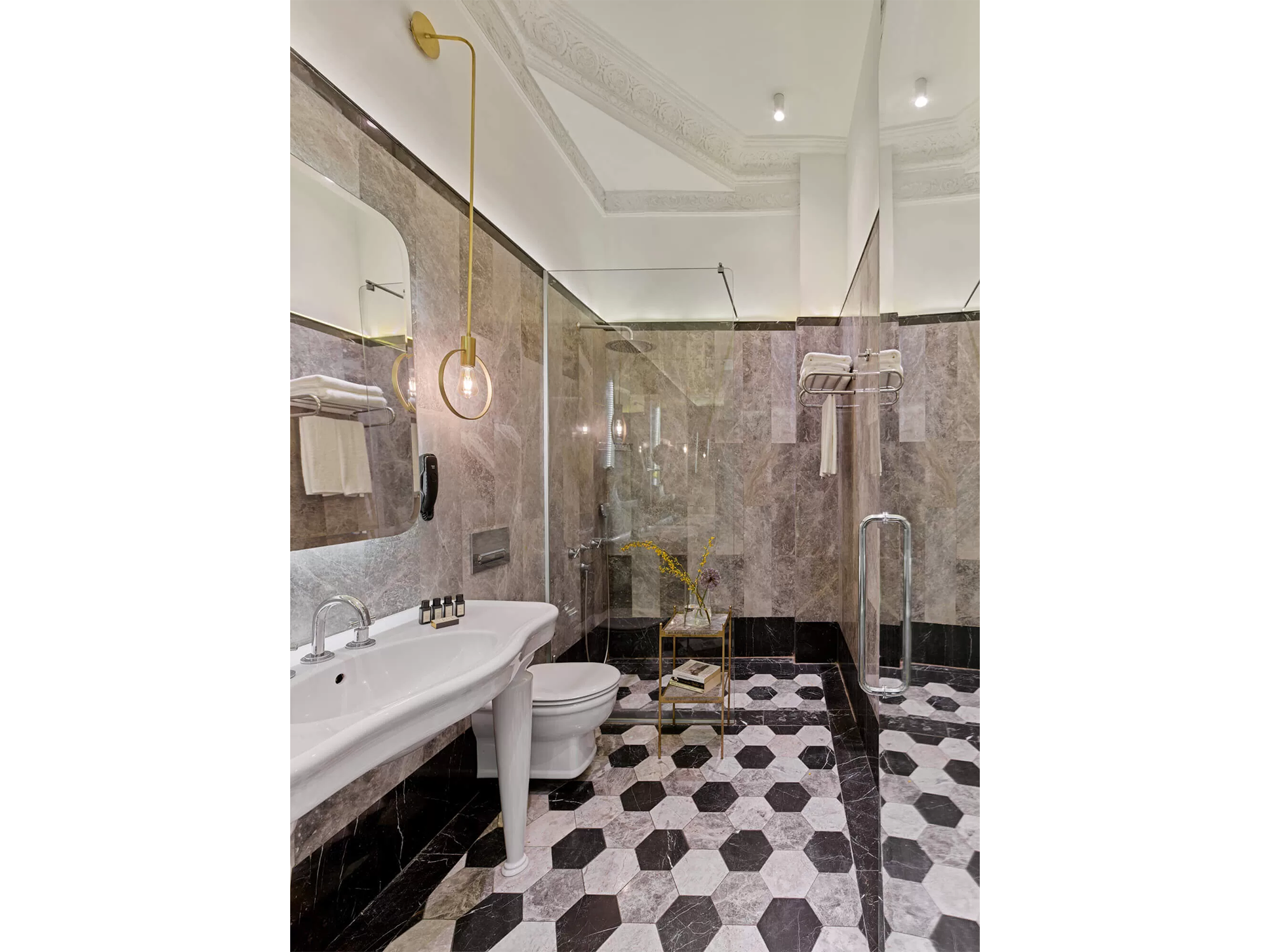 Mr Cas Hotels Taksim Junior Suite Bathroom